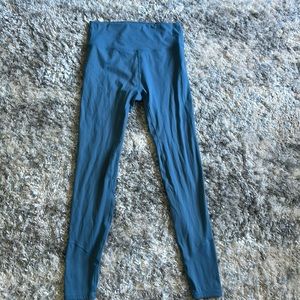 Three nails leggings